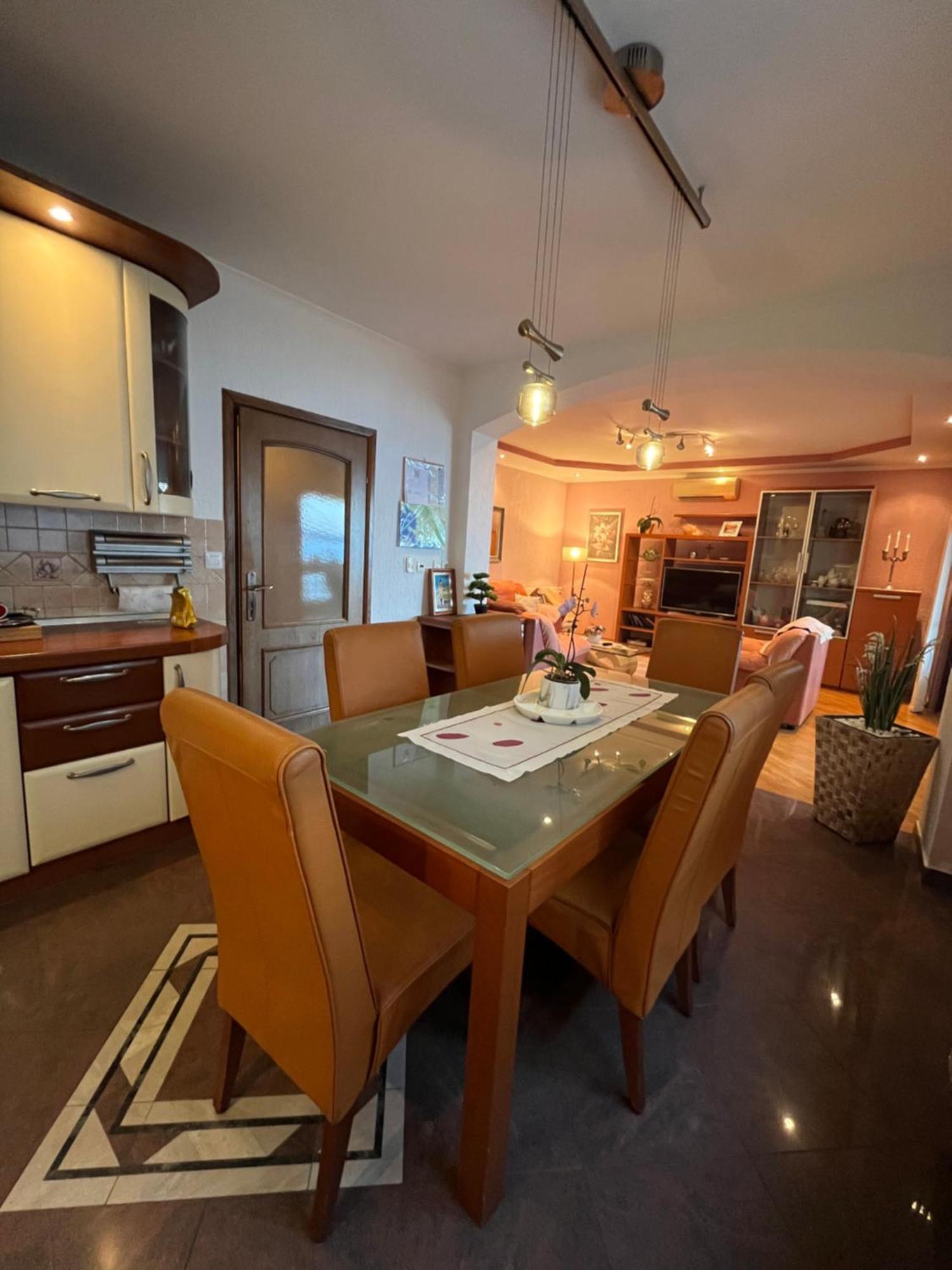 Apartment Adrijan