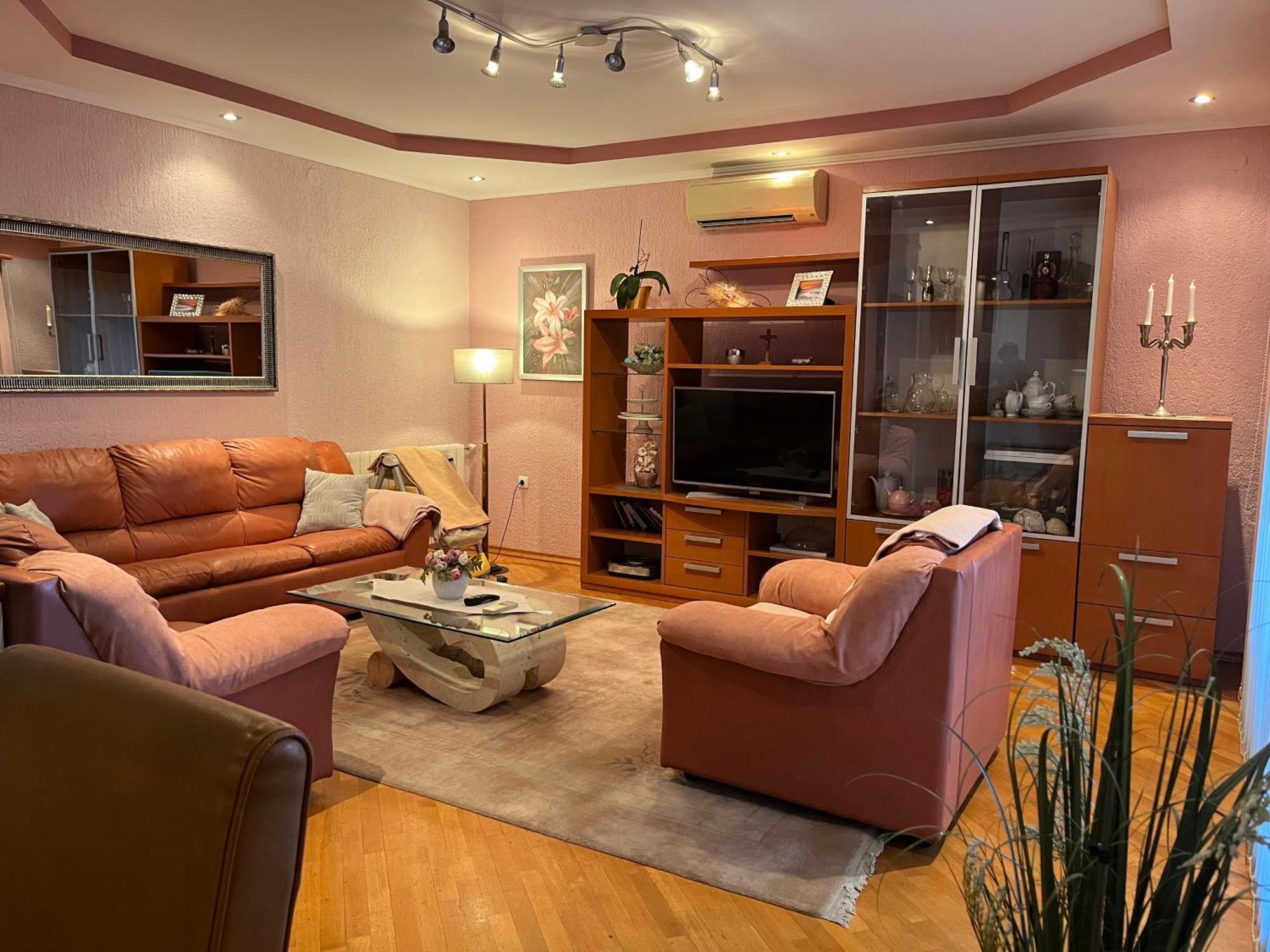 Adrijan Apartment *